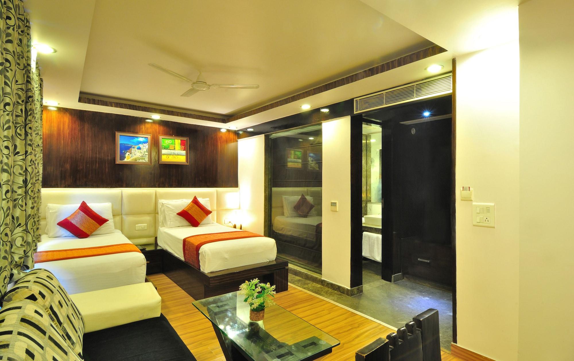 Hotel Elegance New Delhi Exterior photo